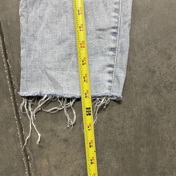 GAP Jeans Womens 4/27 Light Wash Girlfriend Raw Hem Distressed Denim Stretch - Picture 6 of 10